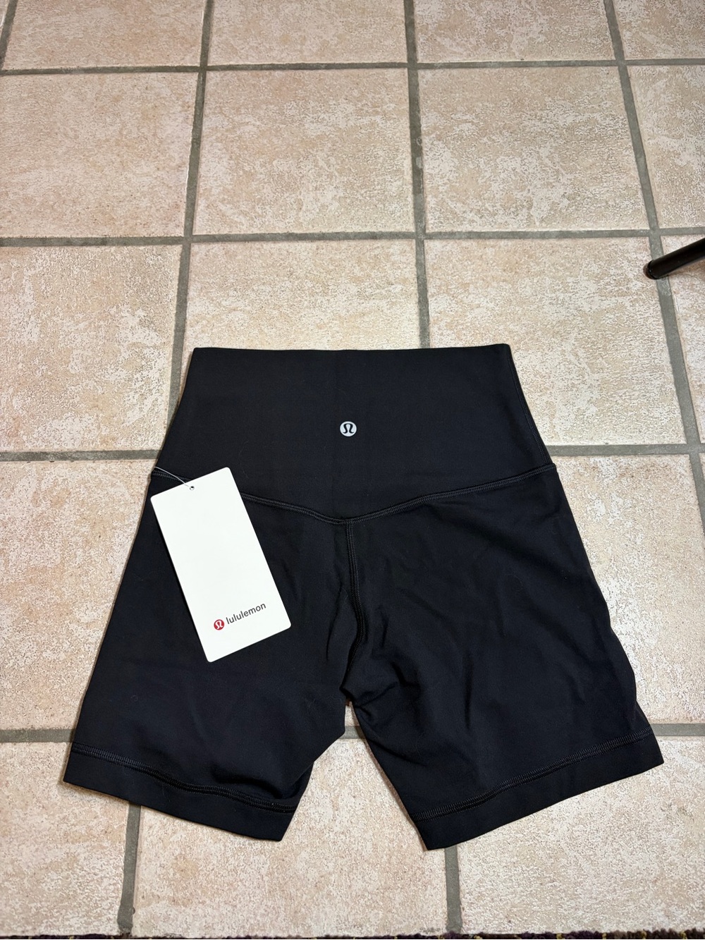 NWT Lululemon Align No Line High-Rise Short 6” (Black) Size 4 - Picture 7 of 7